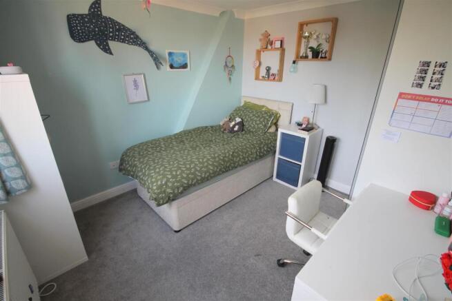 OR Bedroom 3.JPG