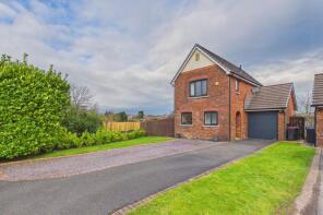 31, Threaplands, Cleator Moor CA25 5HA