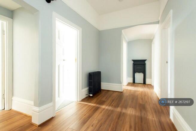 Stunning Entrance / Hallway