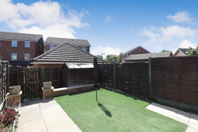 3 bed Terraced for sale Image 5