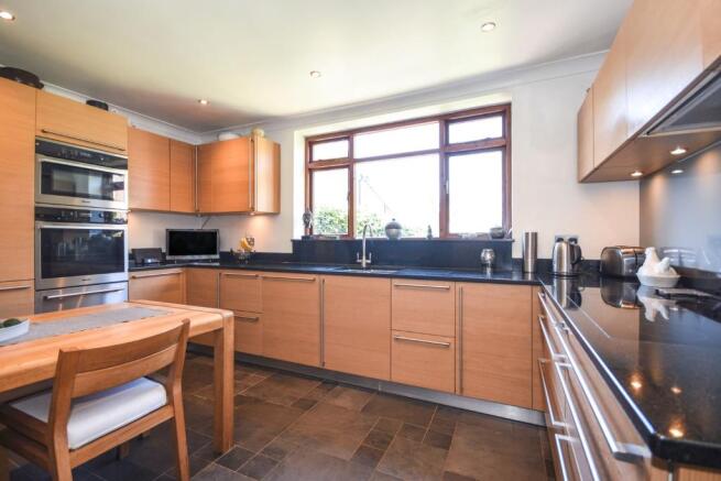 Kitchen/Breakfast