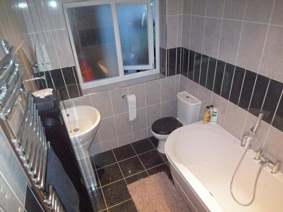 Photo 12