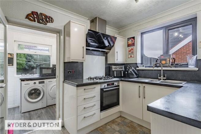 3 bed Semi-Detached Bungalow for sale Image 6