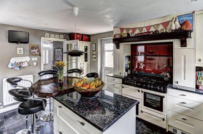 Fitted Kitchen