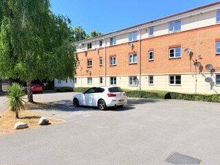2 bed Flat for sale Image 10