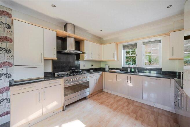 Kitchen/Dining