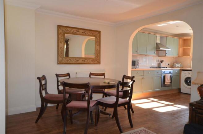 Kitchen/Dining Room