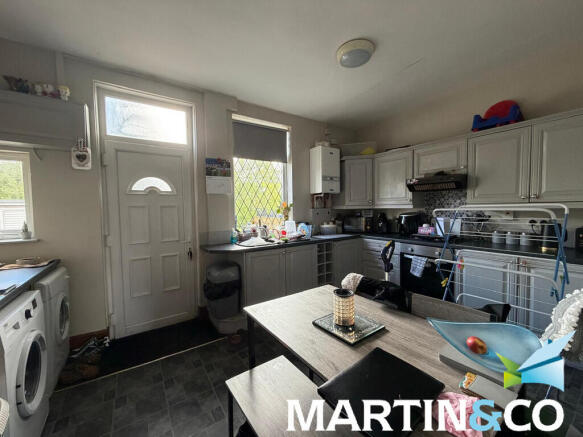 2 bed Terraced for sale Image 8