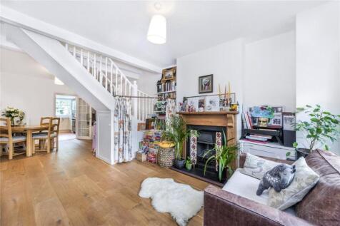 Victoria Cottages,
Kew, TW9