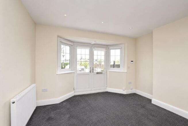 Lounge/Entrance