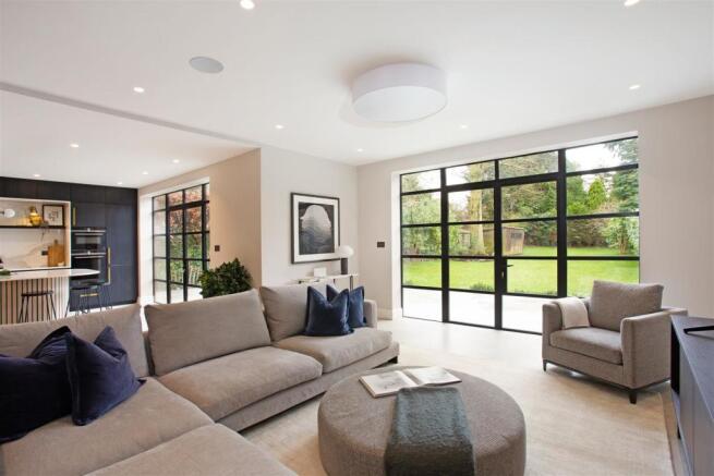 59 Aldenham Avenue 291909 (5).jpg