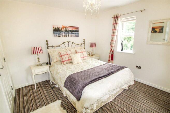 2 bed Apartment for sale Image 5