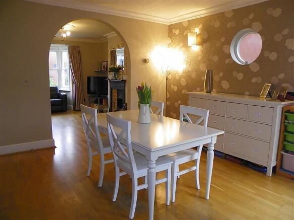 dining 2