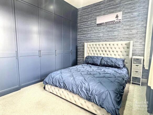 2 bed Terraced for sale Image 11