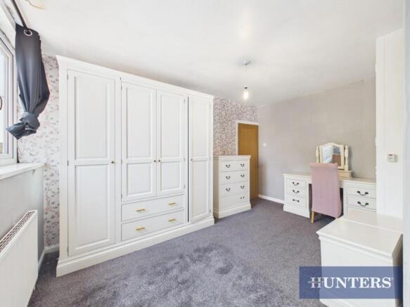 4 bed Semi-Detached for sale Image 8