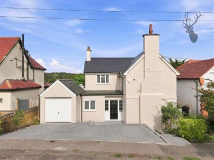 Blackacre Road, Theydon Bois, CM16