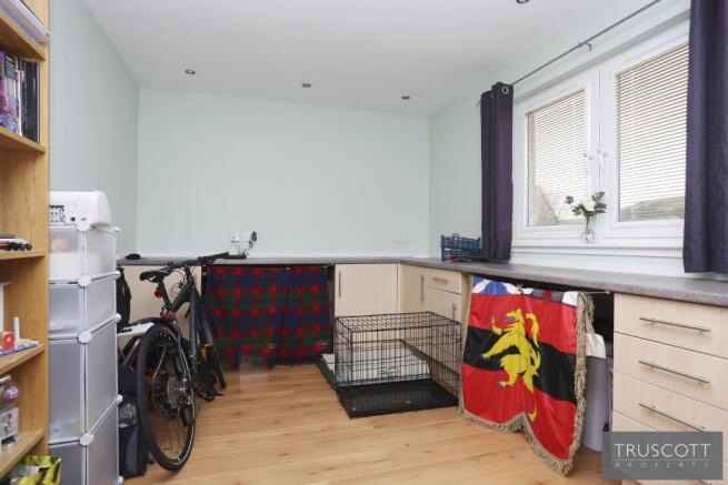 Bedroom 4/Office