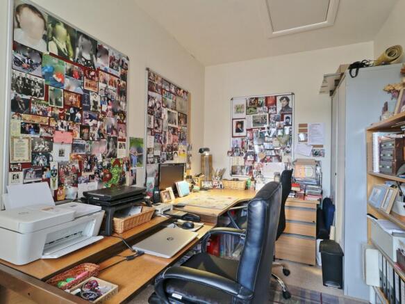 Photo 17