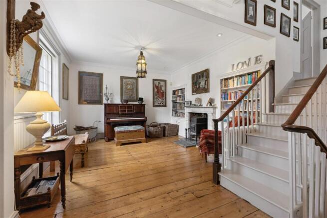 Entrance/Family Room