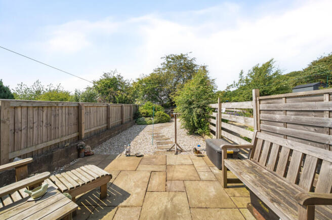 1302506-1-6840687...