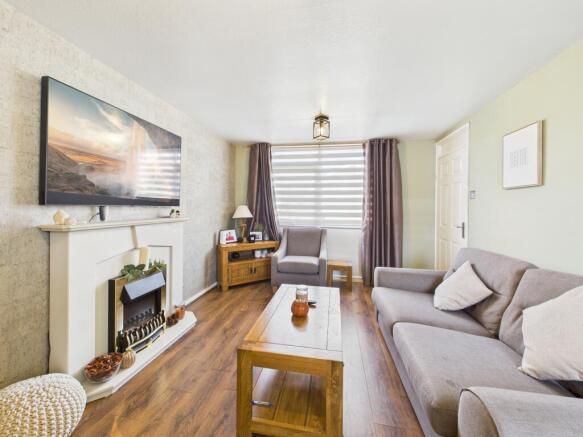 CAM05192G0-PR0180-STILL003