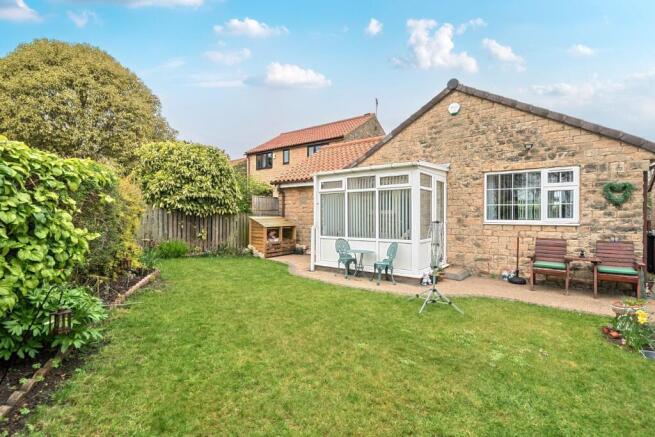 3 bed Detached Bungalow for sale Image 11