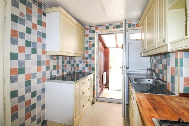 3 bed Semi-Detached for sale Image 4