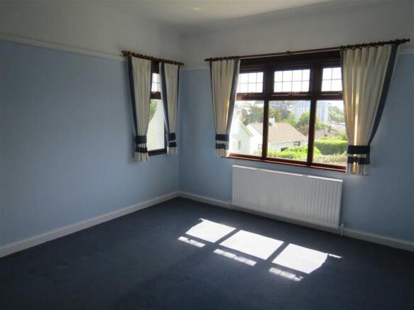 Bedroom: