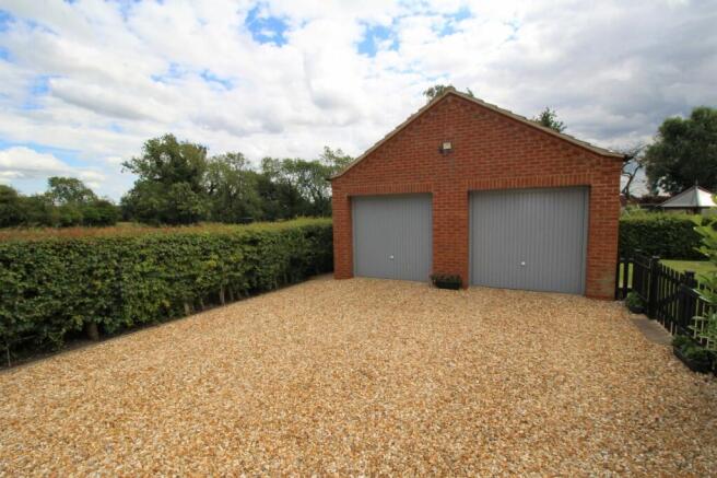 Detached Garage