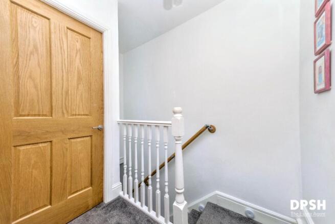 3 bed Terraced for sale Image 9