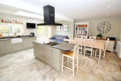 Stock Field Close, Hazlemere, HP15