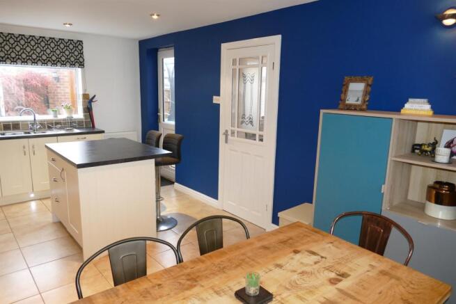 Dining Kitchen