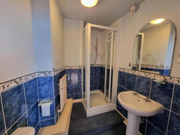 Ensuite.jpg