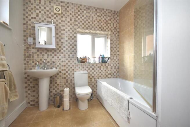 Bathroom.jpg