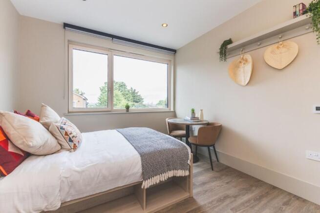 Spacious Ensuite