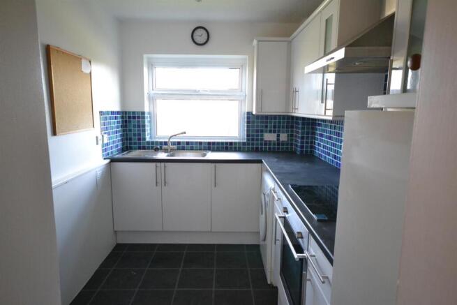 9 Ascot Ct kitchen.JPG