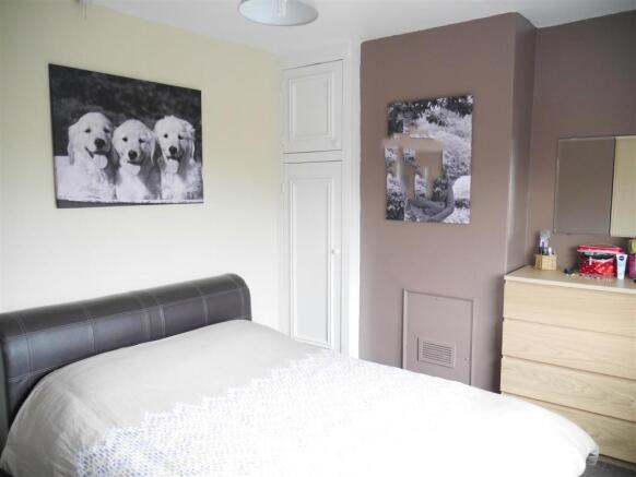 Bedroom.JPG