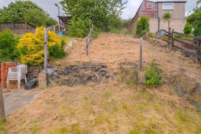 2 bed Terraced for sale Image 8
