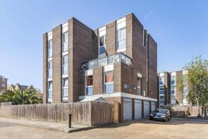 Flat 2, 320 Ardent House, Roman Road, London E3 5QT