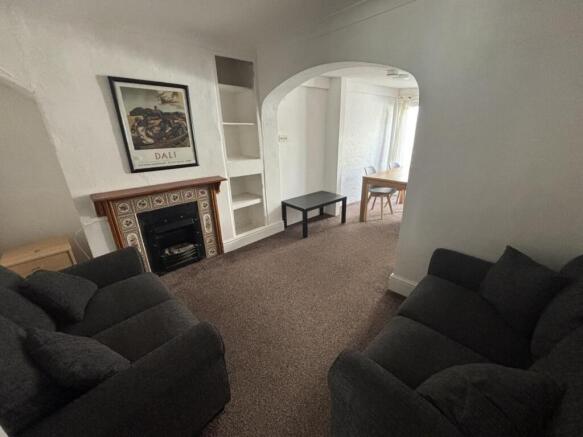 Living Room S.jpg