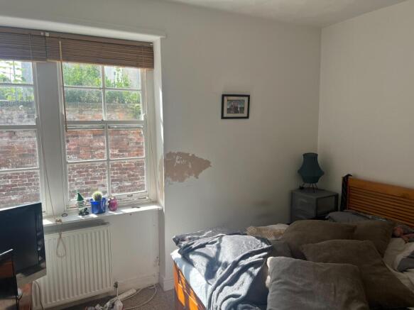 2 bed Flat for sale Image 9
