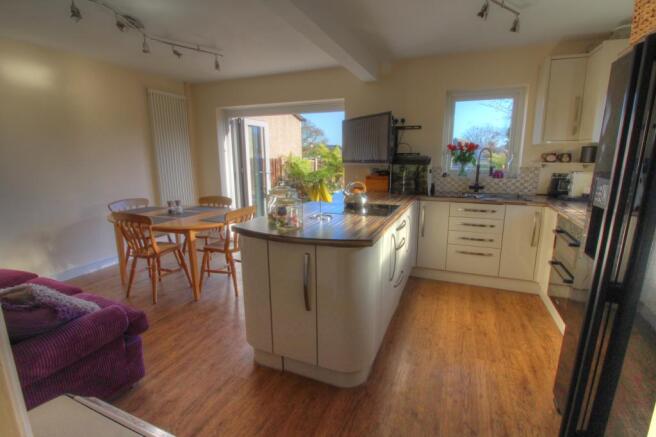 Kitchen diner
