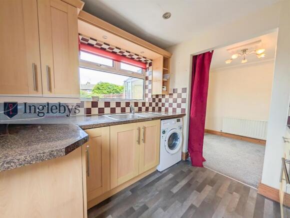 2 bed House for sale Image 10