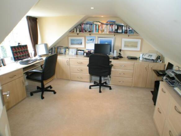 Photo 11