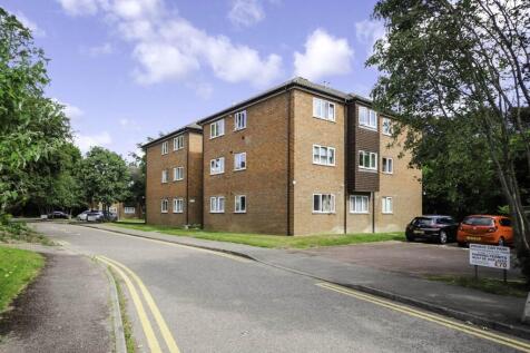 St Johns Well Court, Berkhamsted
