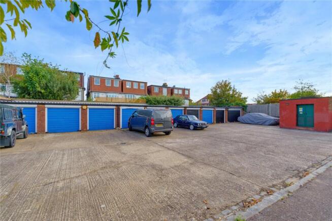 Burntwood Grange Road, SW18 photo 2
