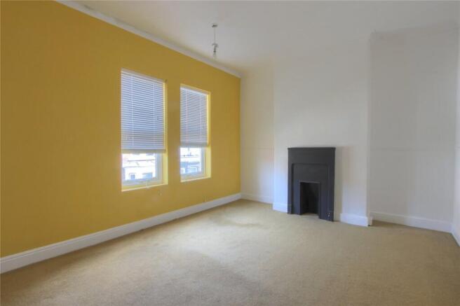 3 bed Terraced for sale Image 11