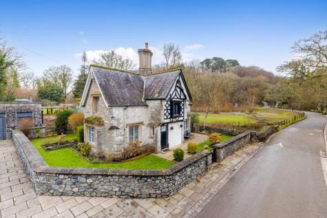 Dartington Lodge, Dartington Hall, Totnes, Devon, TQ9 6EA