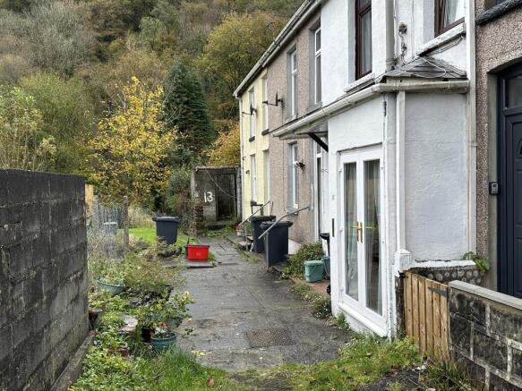 Heol Twrch, Lower Cwmtwrch, Swansea. photo 5