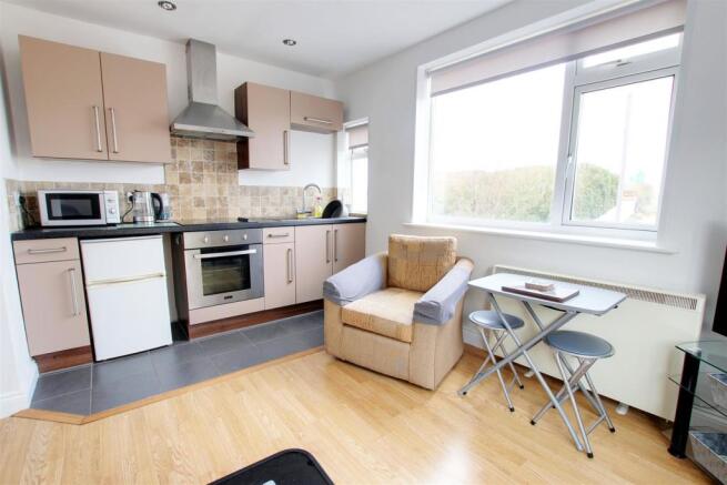 Flat 3 kitchen